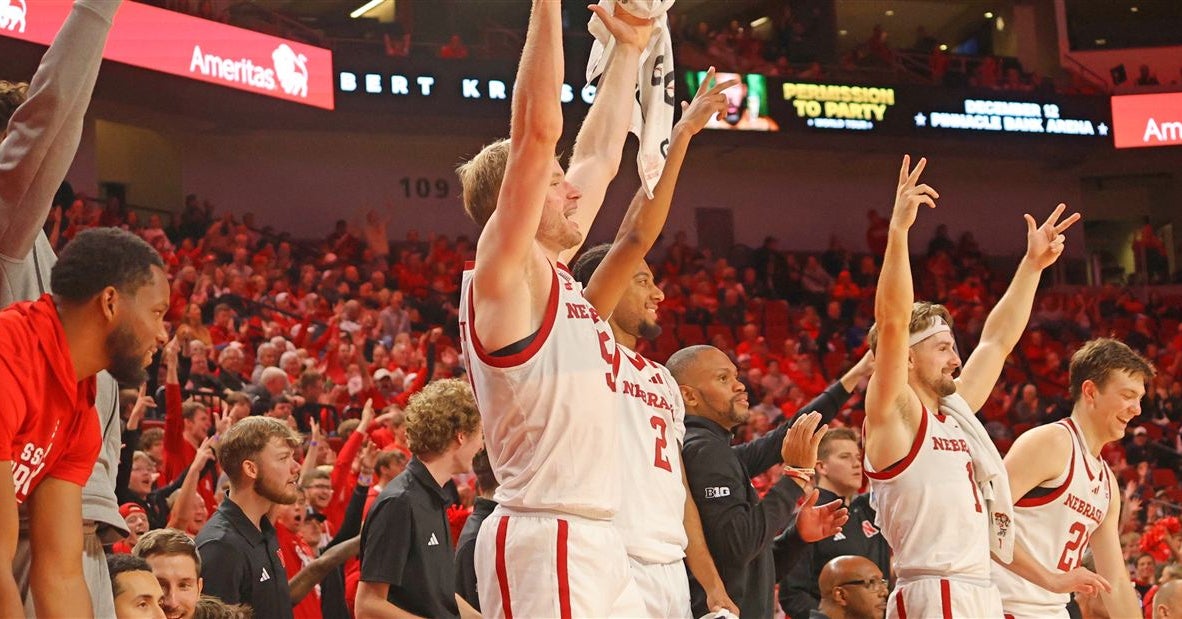 Discuție despre meciul Nebraska vs Dakota de Nord