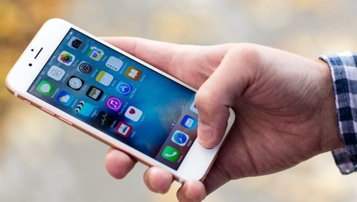 Data lansării iOS 26.2 și momentul actualizării iPhone‑ului și iPad‑ului în această lună