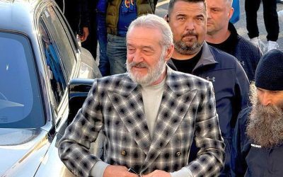 „O să se înmoaie agentul lui”