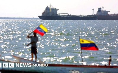 Cómo el bloqueo petrolero "total y completo" de Trump puede impactar la economía de Venezuela (y jugar en contra de EE.UU.)