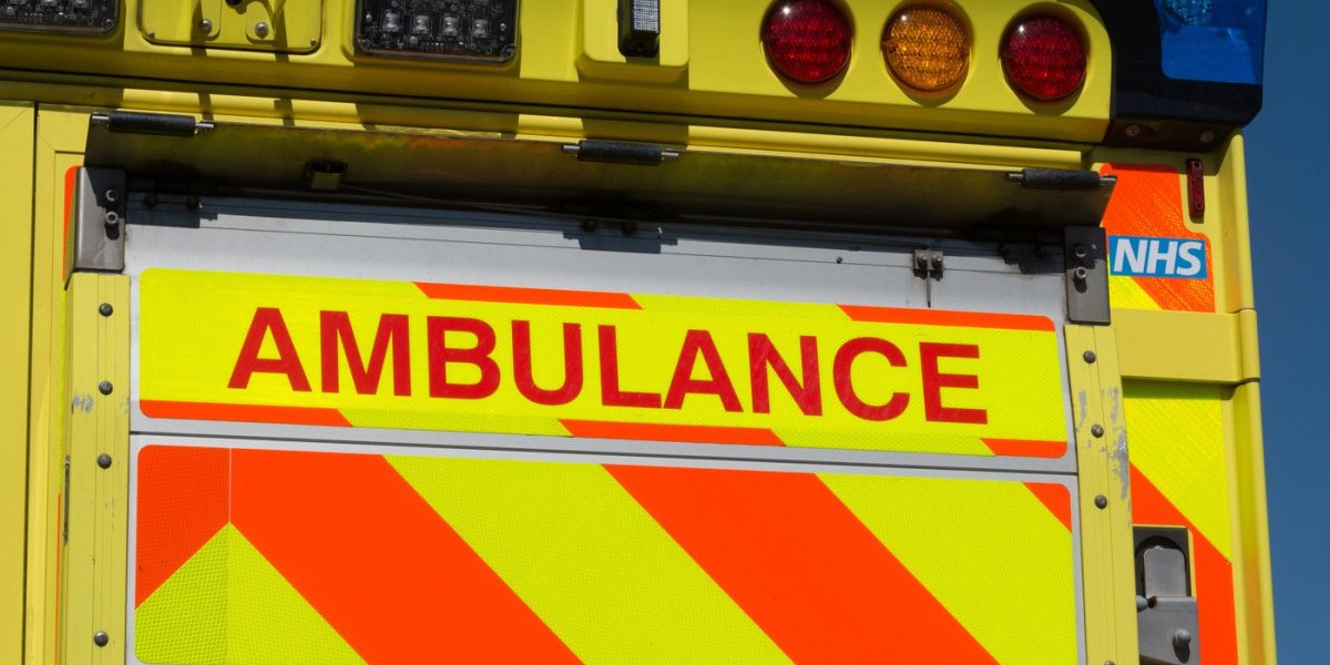 Epidemie de gripă „fără precedent” în Marea Britanie. Numărul cazurilor a crescut cu 55%. Guvernul cere medicilor să renunțe la greva