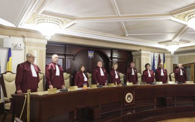 La aproape două săptămâni de prima amânare și de la protestele pe tema justiției declanșate de documentarul Recorder, CCR decide azi dacă legea privind pensiile magistraților este constituțională