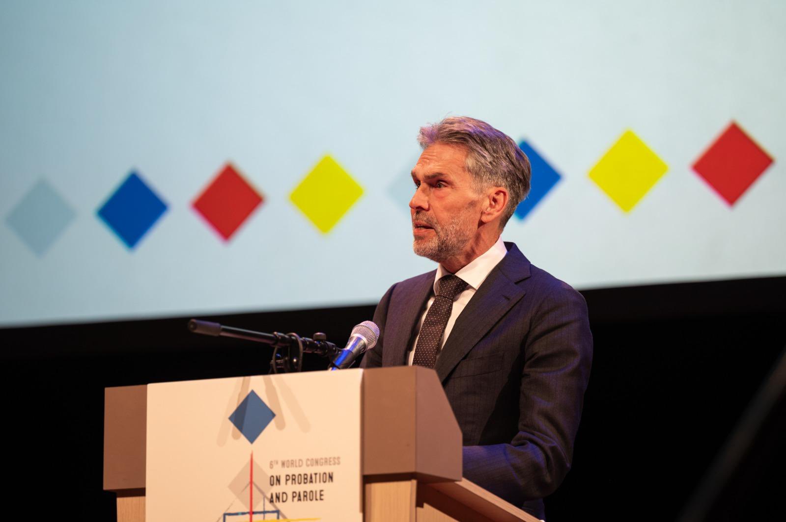 Prim-ministrul Olandei va vizita Baza Aeroană de la Câmpia Turzii