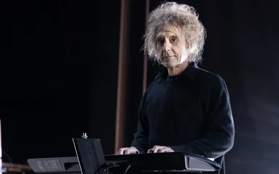 Perry Bamonte, The Cure guitarist, dies at home at 65 after illness