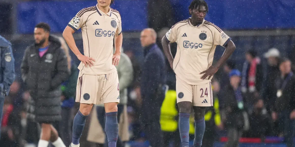 Kieft en Janssen laken opstelling Ajax in Baku: 'Ik vind het waanzin'