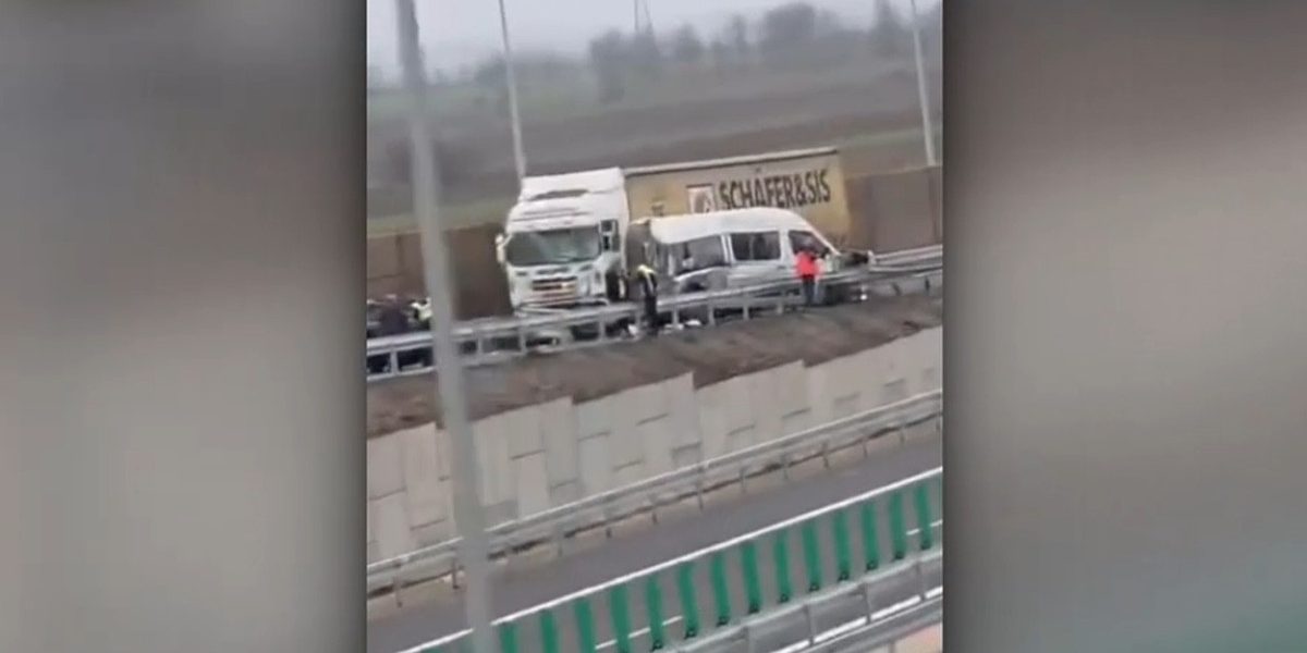 Accident pe noul tronson al Autostrăzii Moldovei, în prima oră de la deschiderea circulației