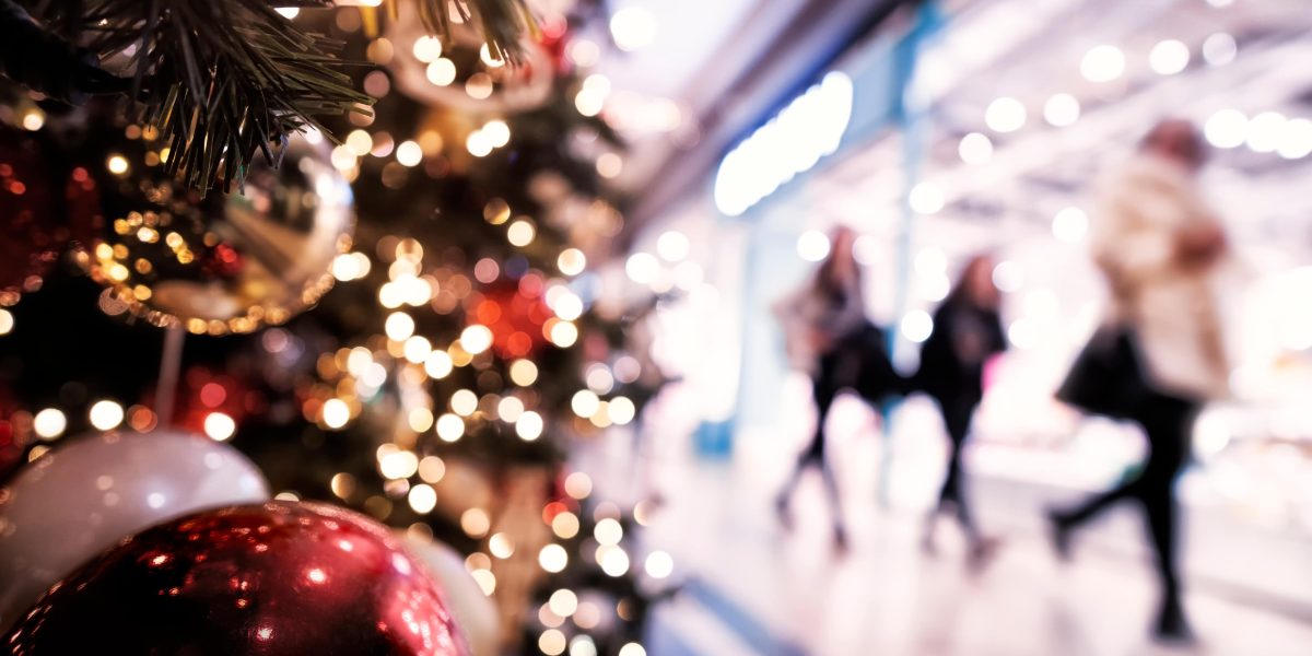 Mall-urile din București au un program special de Crăciun 2025 Foto: Shutterstock