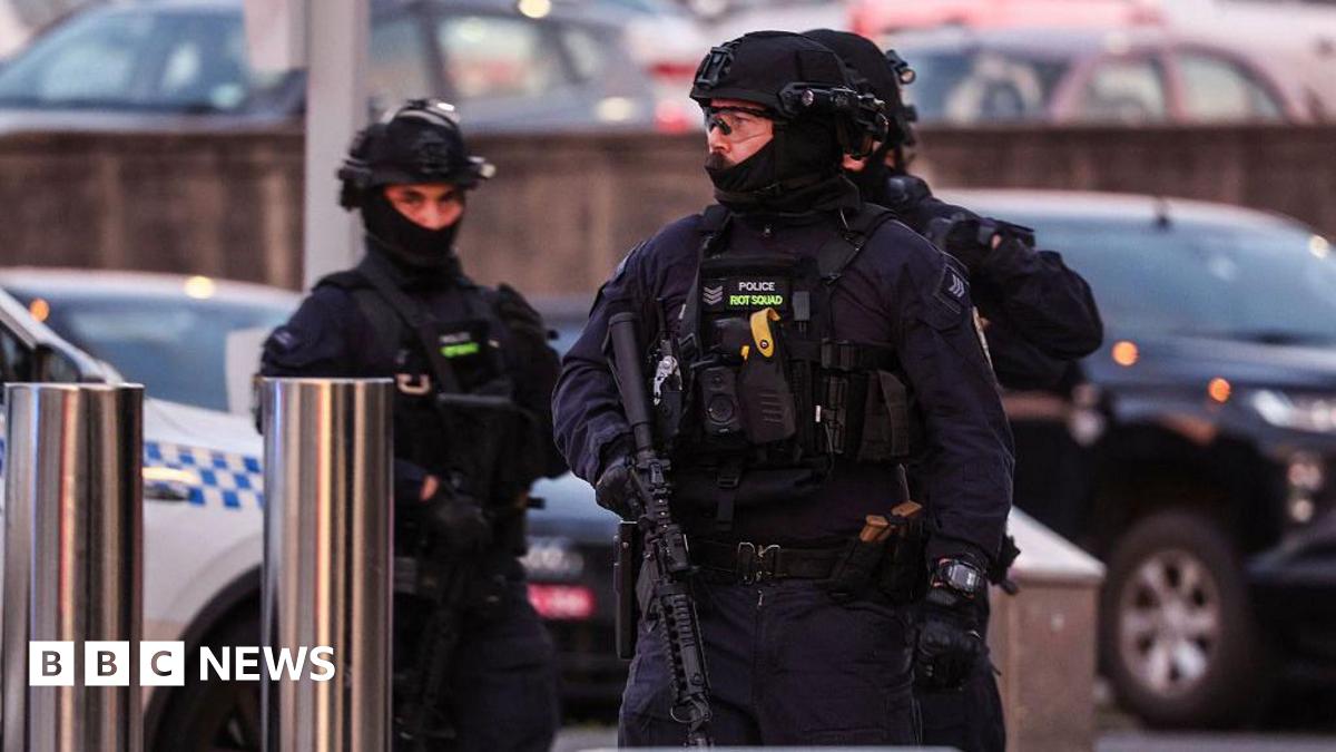 Bondi Beach shooting: Twelve killed in shooting targeting Jewish community at Australia's Bondi Beach, police say