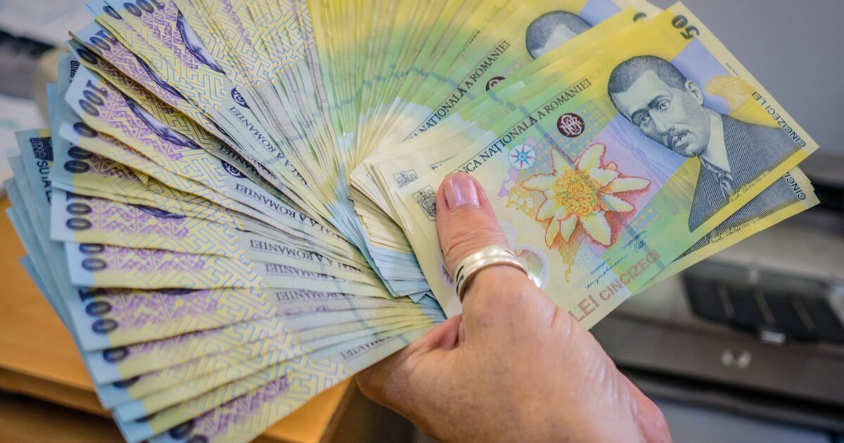 ȘcoaladeBani.ro – program gratuit de educație financiară susținut de BCR Dragostea nu are preț, dar are buget: cum își negociază cuplurile viitorul financiar