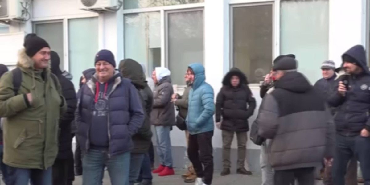 A doua zi când autobuzele din Constanța nu circulă. Șoferii susțin că nu vor ieși pe traseu până când directorul nu demisionează