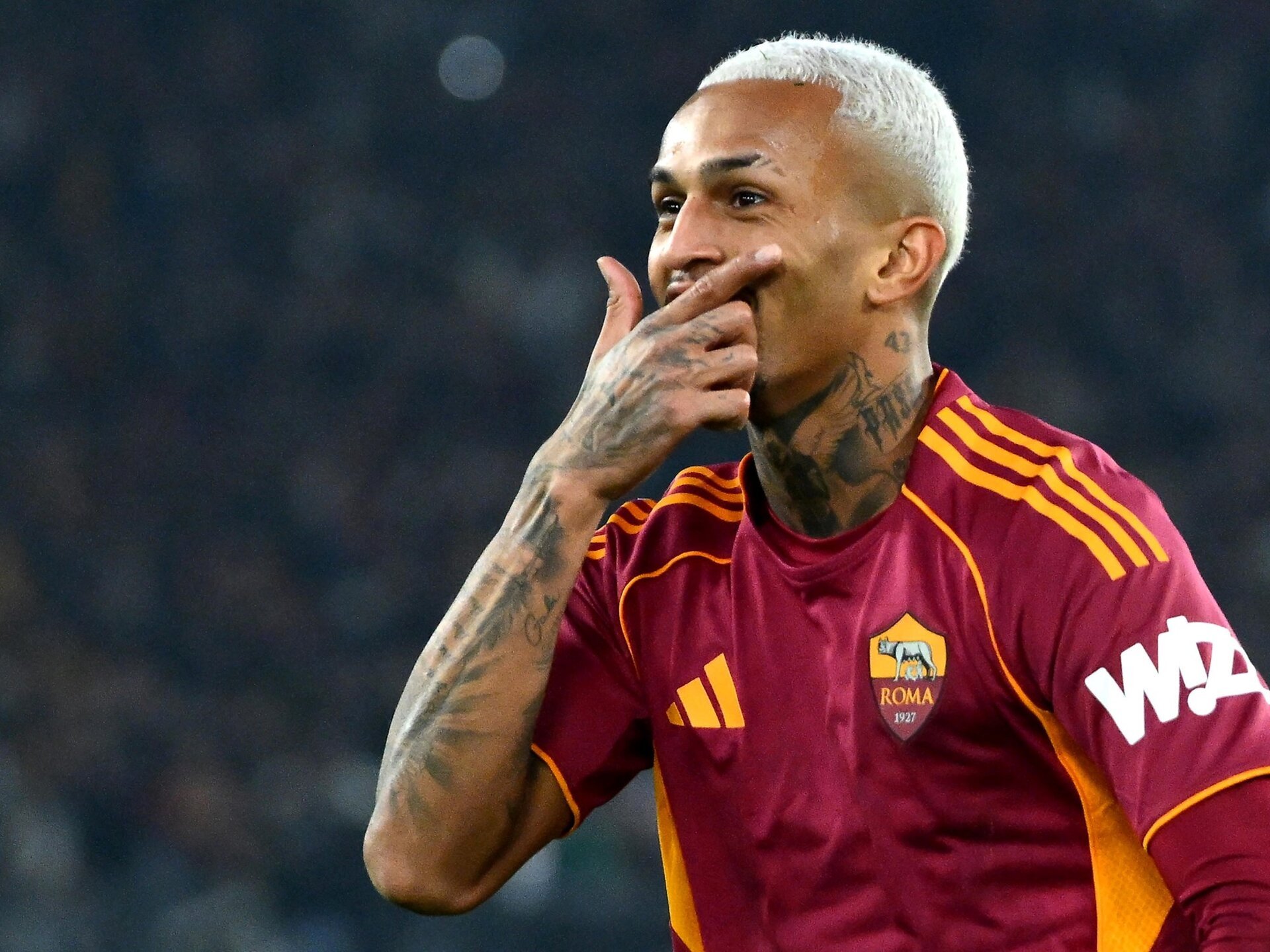 Asistencia de Soulé y dedicatoria para Dybala en el triunfo de la Roma :: Olé