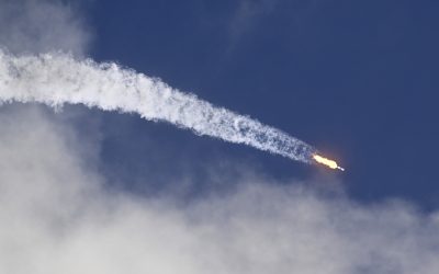 Un satelit din megaconstelația Starlink va cădea pe Pământ, după ce s-a desprins de pe orbită. Ce spun cei de la SpaceX 