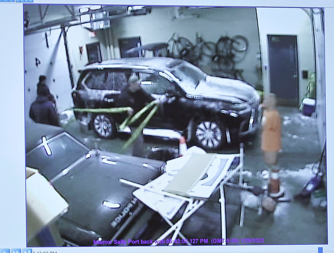 Cum să cumperi un SUV: Karen Read conducea noaptea când a murit John O’Keefe