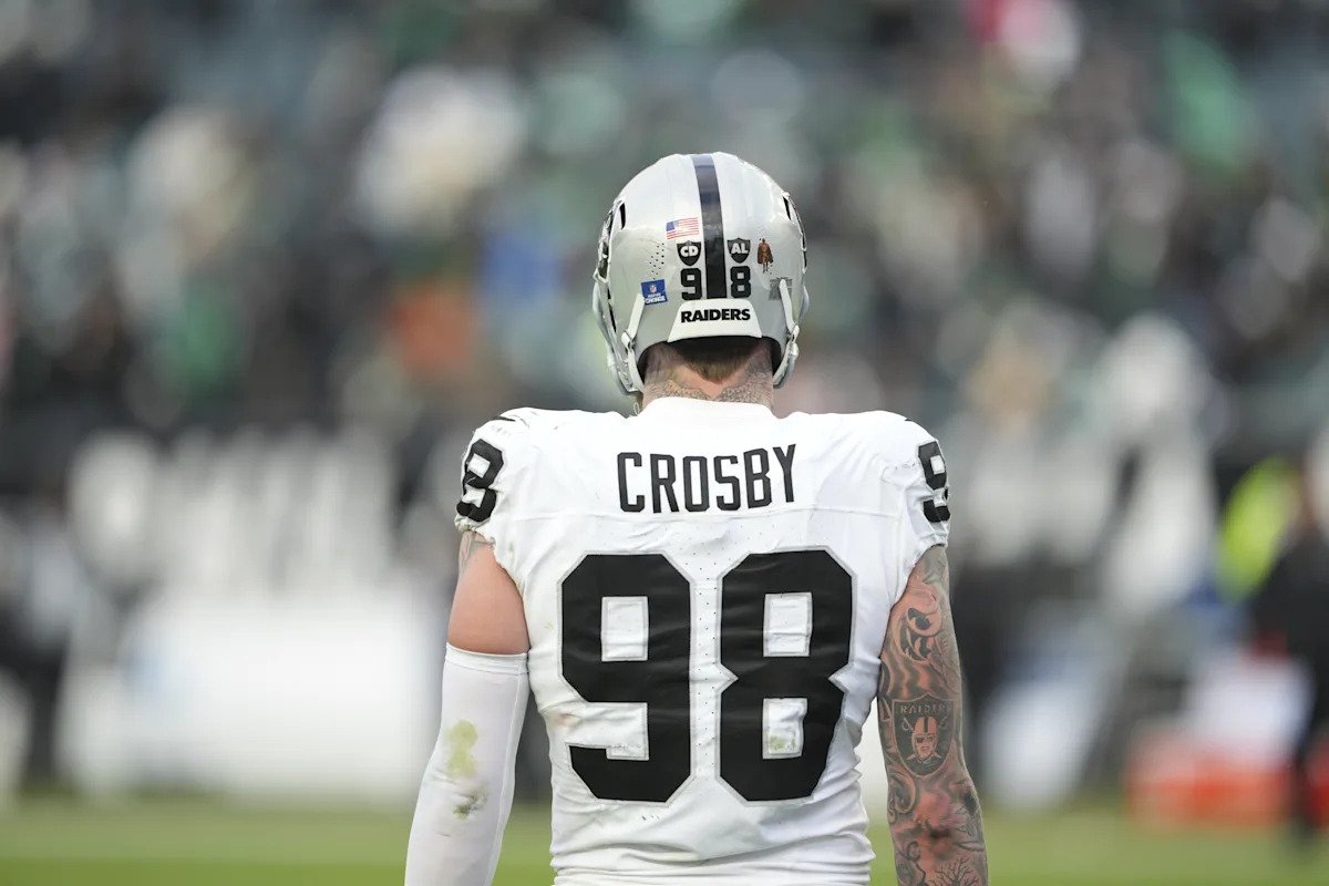 Fanii Las Vegas Raiders își doresc să-l ajute pe Maxx Crosby în perioada de Crăciun