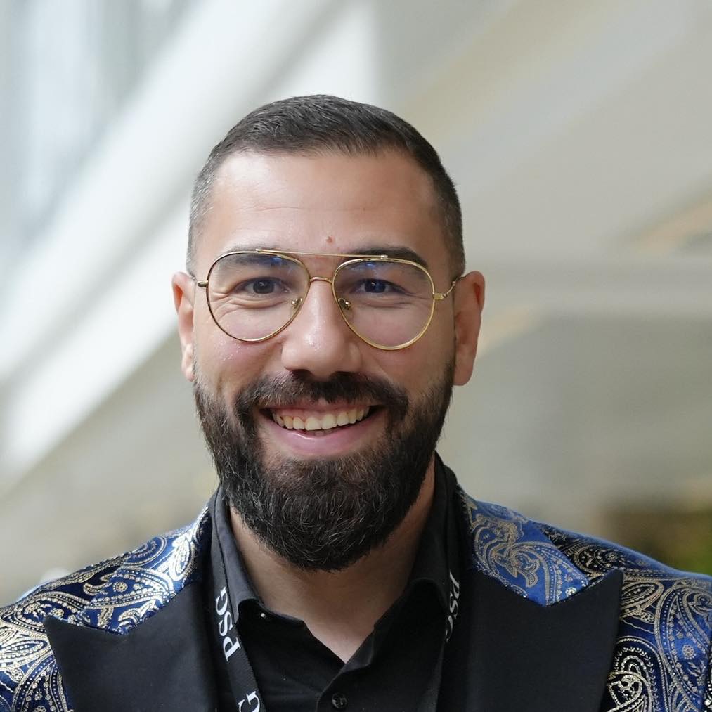 Românul ce a cumpărat Financial Times și The Next Web vrea să plaseze România pe harta tech globală