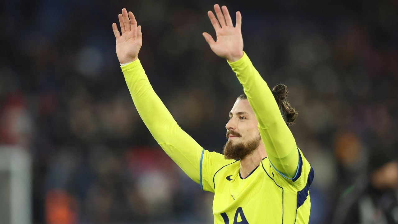 Drăgușin, un verdict deosebit din Anglia: Radu, caracterizat printr-un singur termen