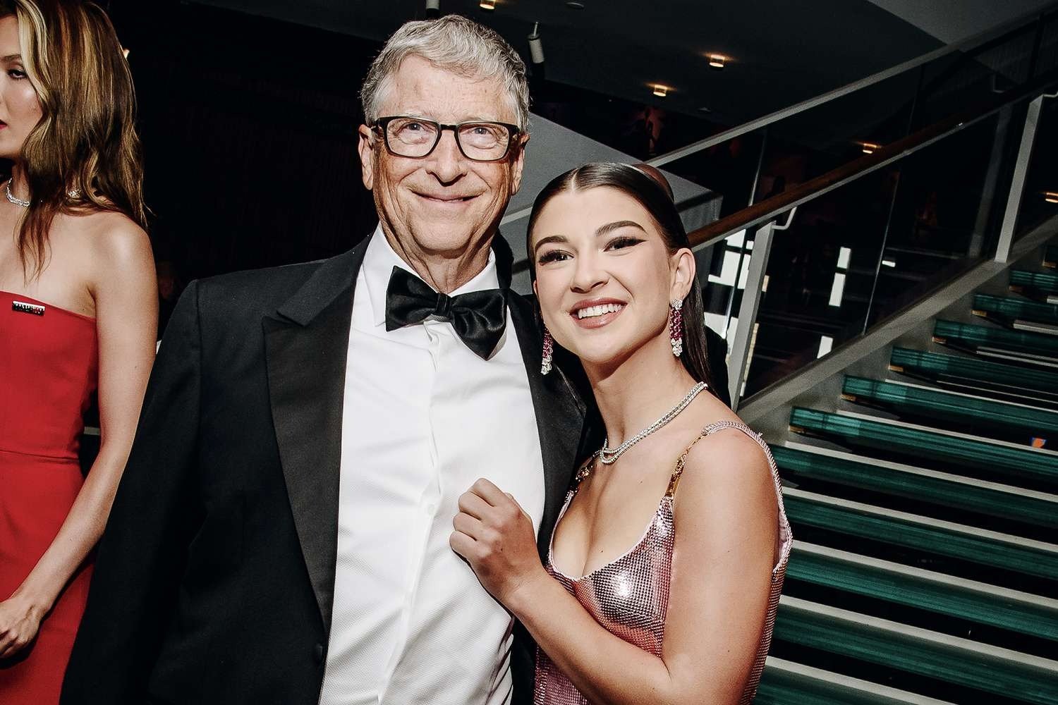 Phoebe Gates strânge sumă record pentru startup de IA, sprijinită de tatăl ei