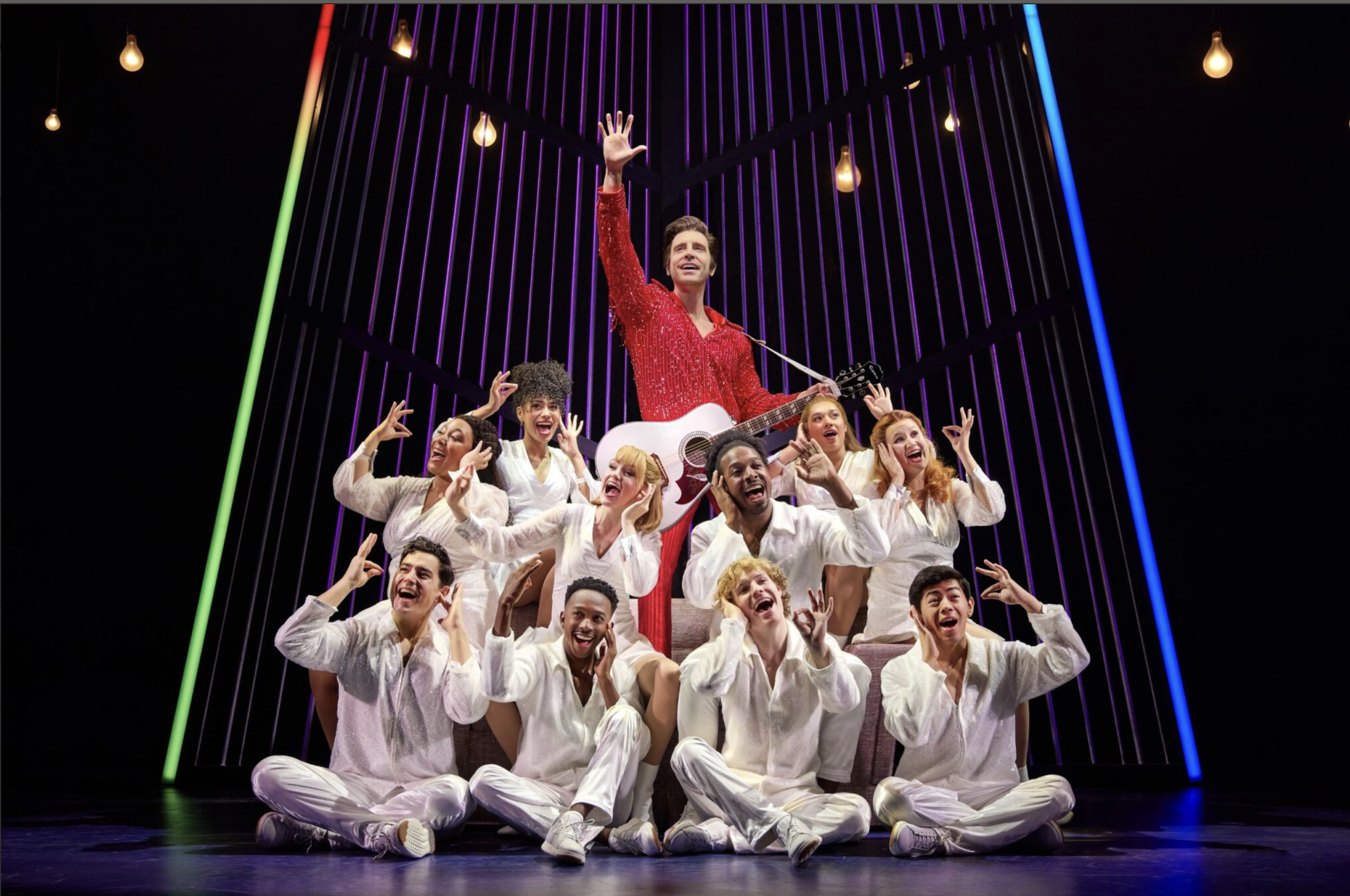 Spectacolul muzical cu Neil Diamond strălucește – New Haven Independent