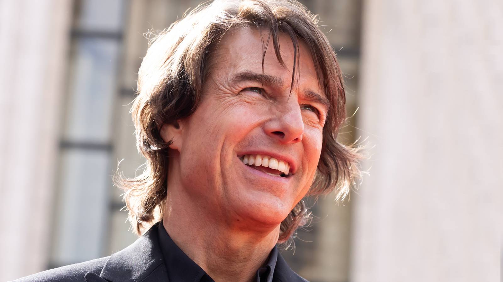 Tom Cruise ar trebui să își asume proiectul „100 Bullets”