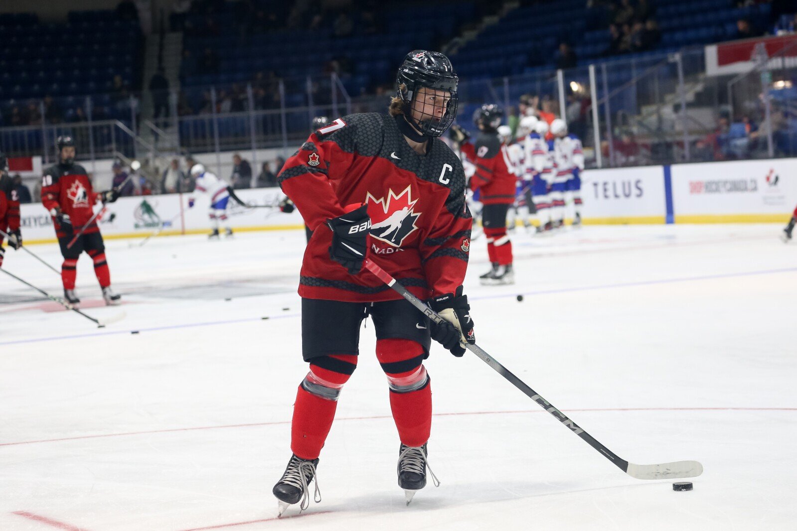 Trio-ul canadian al UND dornic să deschidă Campionatul Mondial al Juniorilor