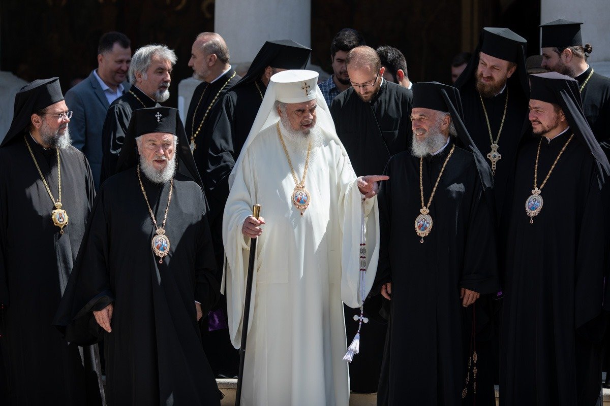 Biserica Ortodoxă Română: plătește impozitele, nu are privilegii