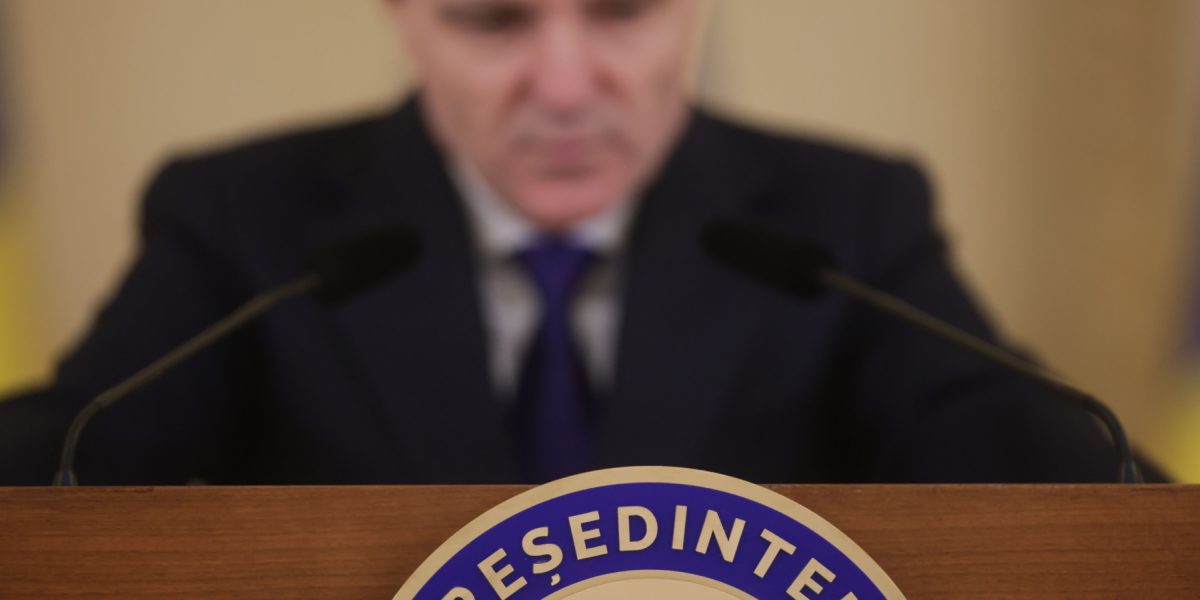 2025-11-12-5163.jpg - PressHub24