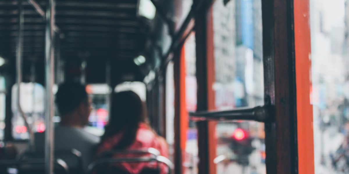 Autobuz-Pexeles-e1561493626386.jpg - PressHub24