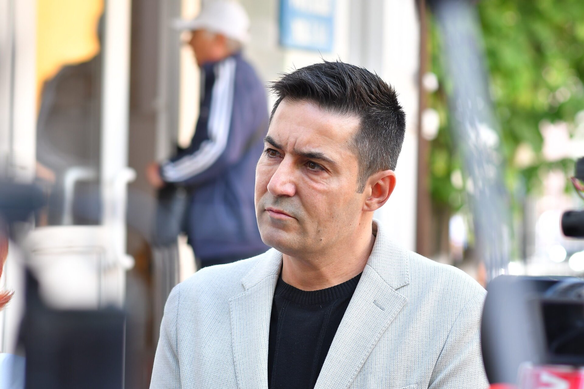 Bolojan cântă de multe ori, dar nu cântă din același playlist. Poate vine momentul să schimbăm lăutarul