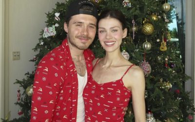 Conflictul mocnit din familia Beckham iese la iveală. David și Victoria, acuzați chiar de fiul lor că încearcă să-i distrugă căsnicia