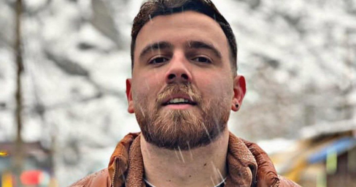 Dominic Fritz distribuie poza iranianului pe care regimul de la Teheran vrea să-l execute azi. Mesaj de susținere pentru protestatari