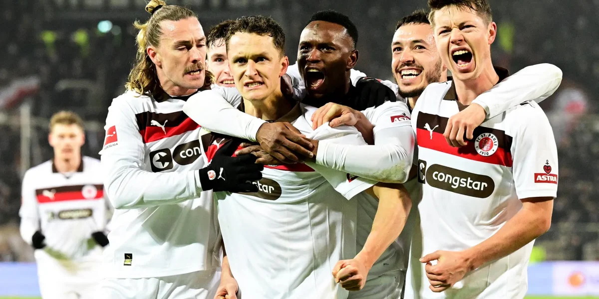 FC St. Pauli mit spätem Punktgewinn gegen Leipzig