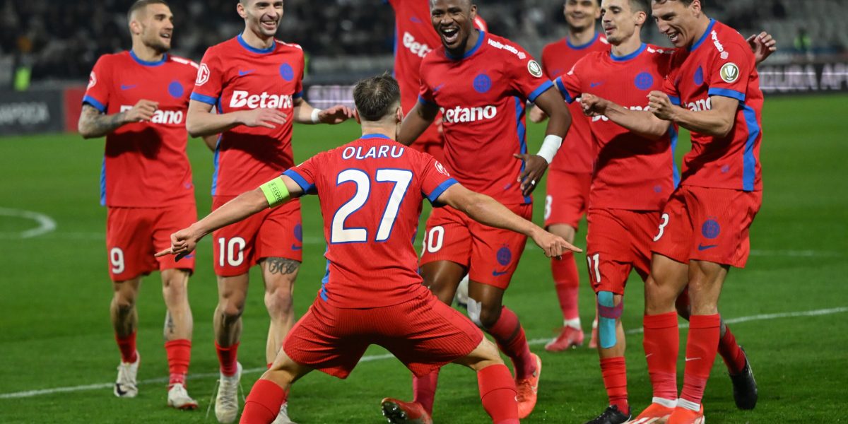 Surpriză! Cine s-a urcat în avionul FCSB pentru Zagreb