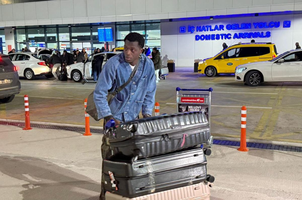 Revenire la FCSB! Jucătorul campioanei a aterizat în Antalya, în același avion cu noua achiziție a Rapidului
