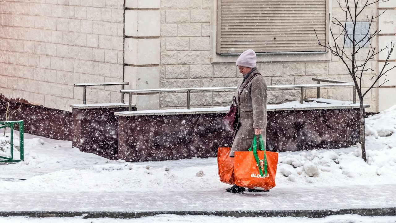 Revine gerul în România. Zonele care vor fi lovite cel mai puternic de răcirea vremii. Temperaturi sub -10 grade