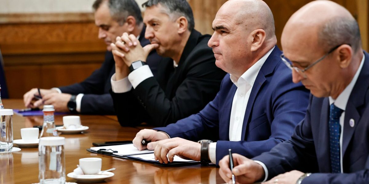 Gigel-Paraschiv-Daniel-David-Ilie-Bolojan-si-Sorin-Ion-Foto-Gov-ro.jpeg - PressHub24