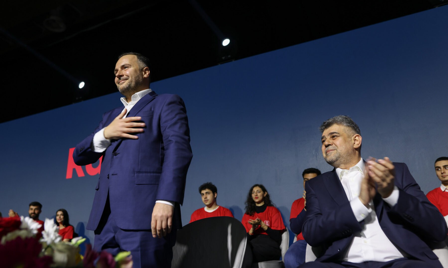 Primarul Sectorului acuză angajații