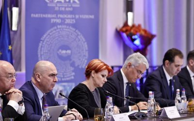 Ilie-Bolojan-si-primarii-Emil-Boc-si-Lia-Olguta-Vasilescu-e1763393952441.jpg - PressHub24