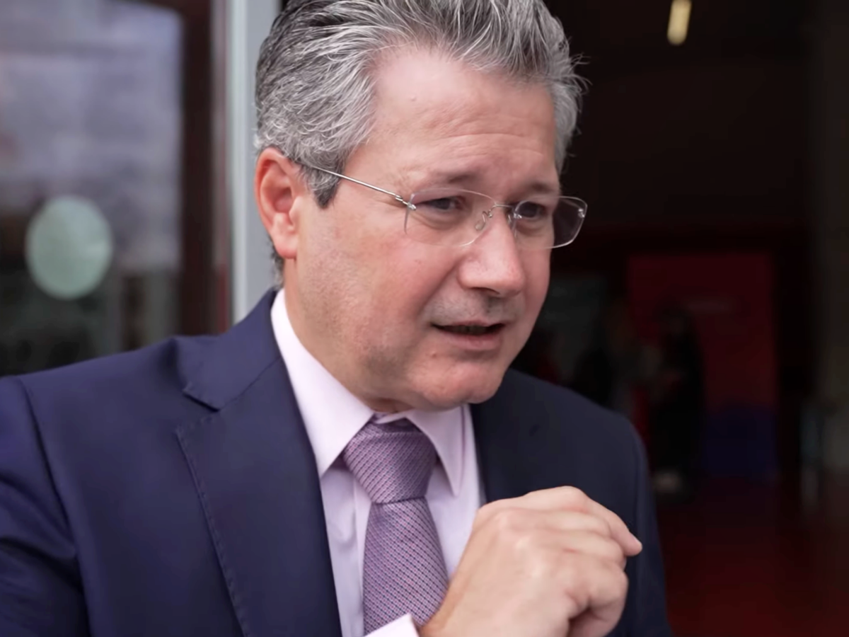 Rector fără doctorat, Doctor Honoris Causa în Moldova