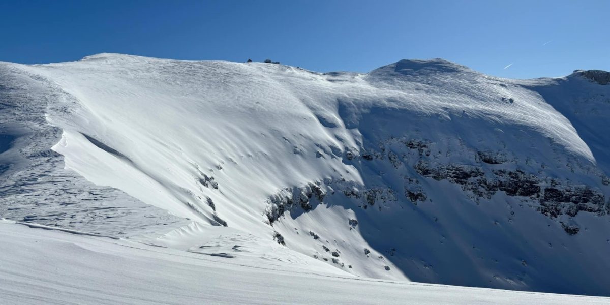 Muntii-Bucegi.jpeg - PressHub24