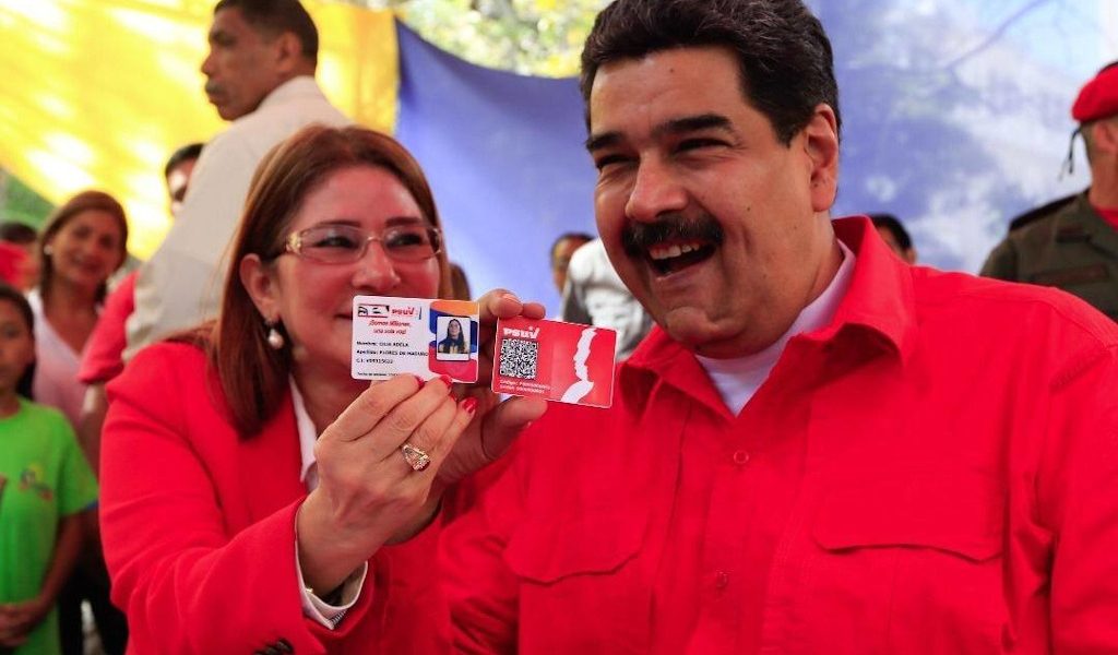 Nicolas-Maduro-Cilia-Flores-Venezuela.jpg - PressHub24