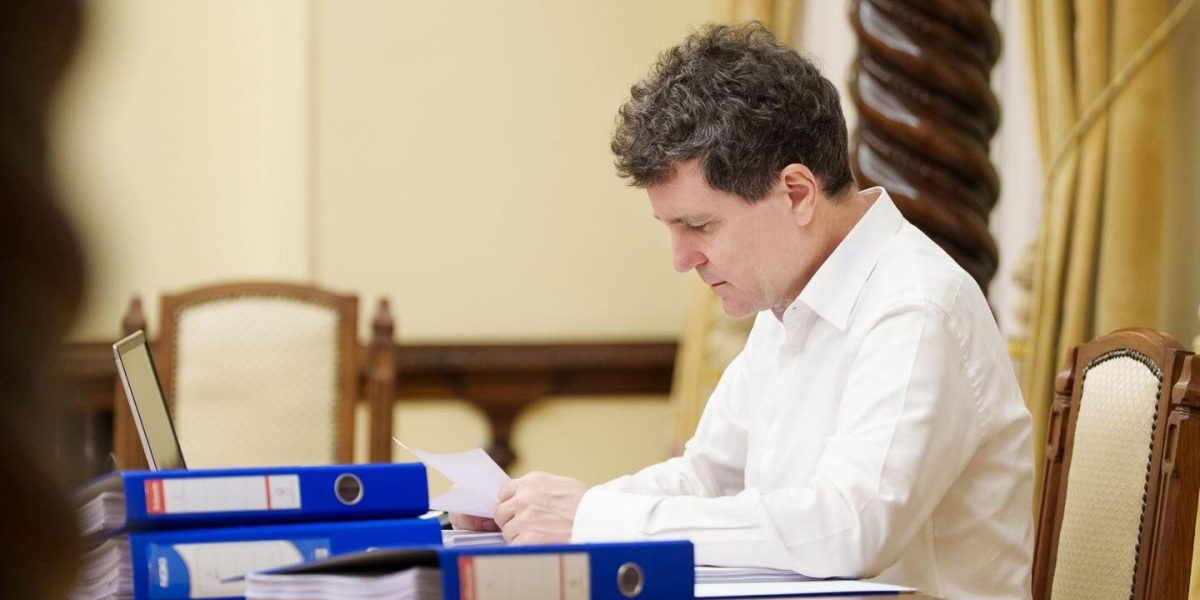 Nicusor-Dan-dosare.jpg - PressHub24