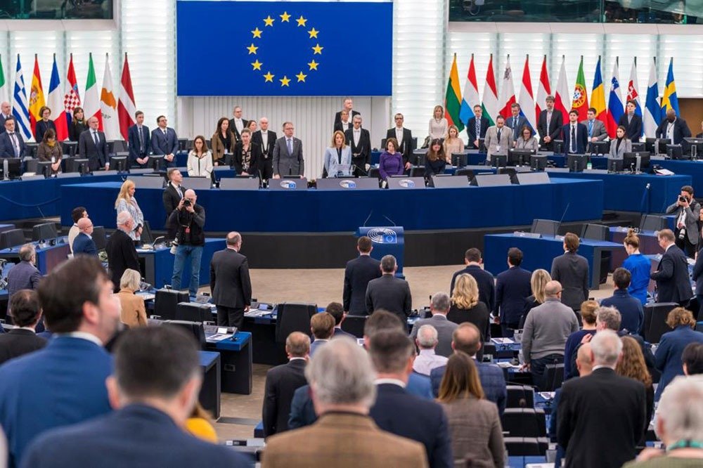 Europarlamentarii români împartiti pe acordul UE-Mercosur