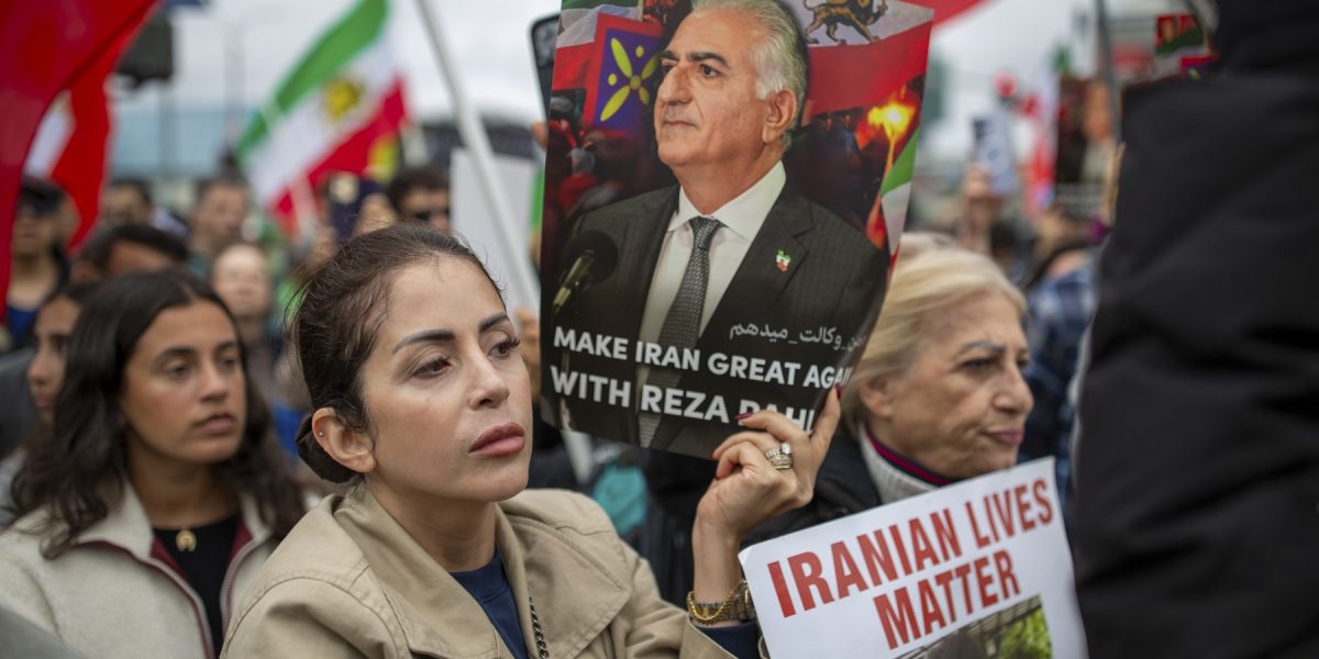Proteste-iran-reza-pahlavi.jpg - PressHub24