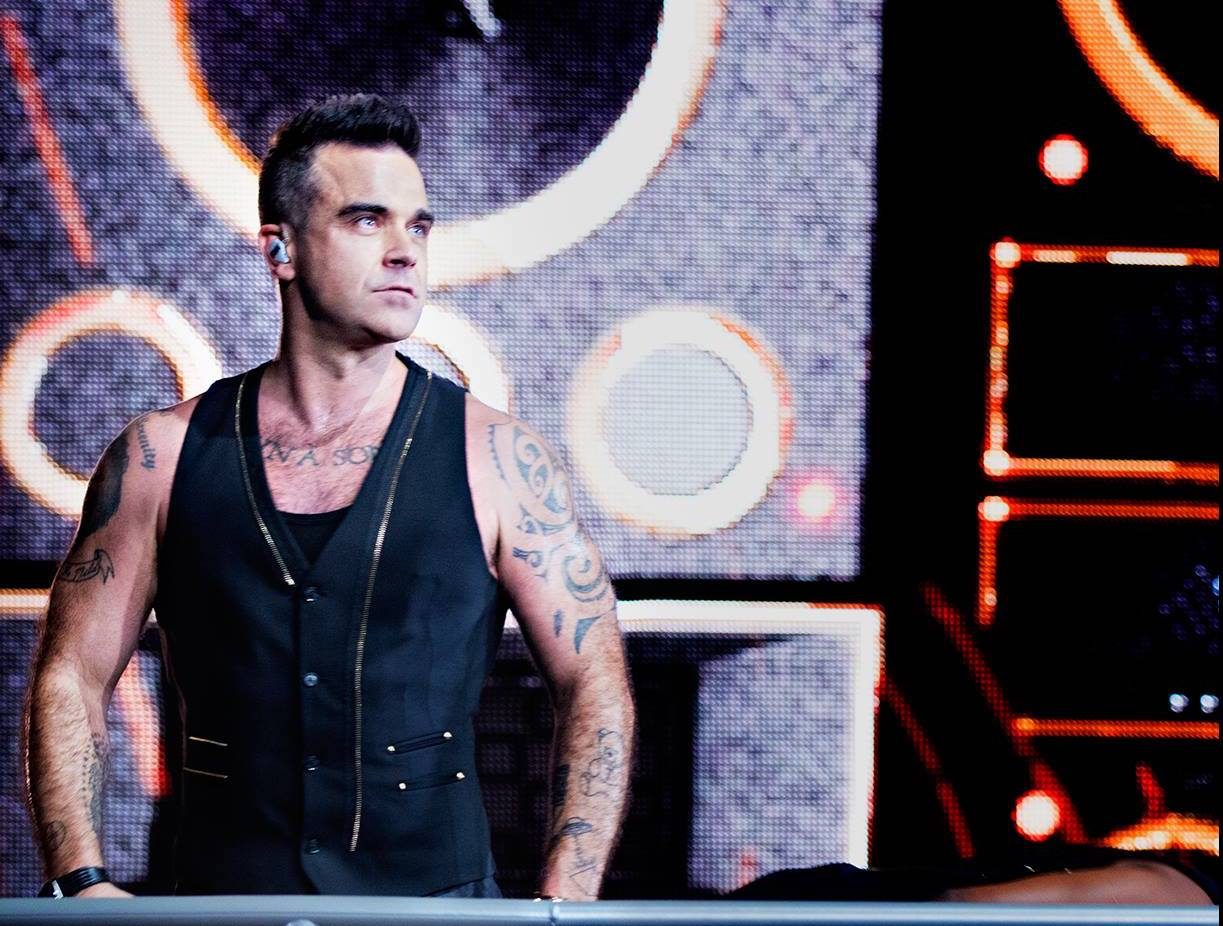 Robbie Williams lansează albumul „Britpop” în această săptămână