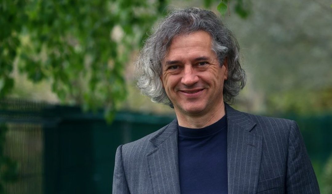 Premierul încălca reguli de integritate