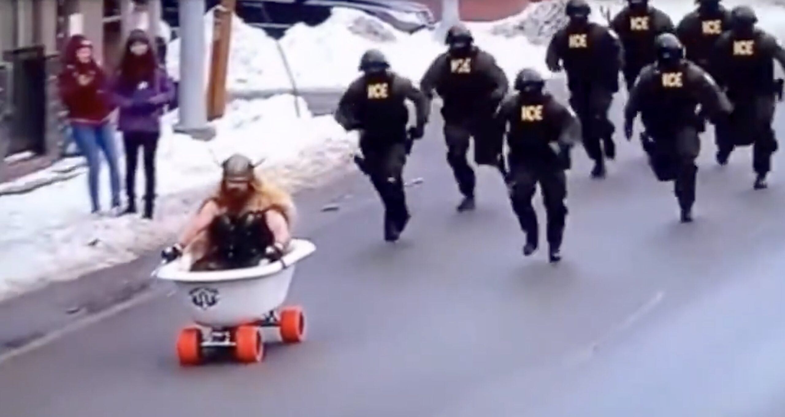 Fostă consilieră Biden păcălită de clip AI