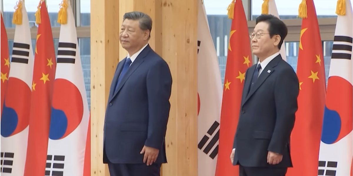 Xi-Jinping-intalnire-cu-presedinte-Coreea-de-Sud-Lee-Jae-myung.jpg - PressHub24