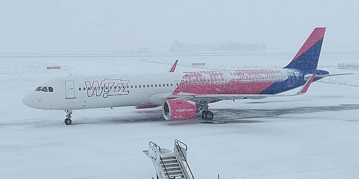 aeroport-zapada-wizz-air-suceava.jpeg - PressHub24