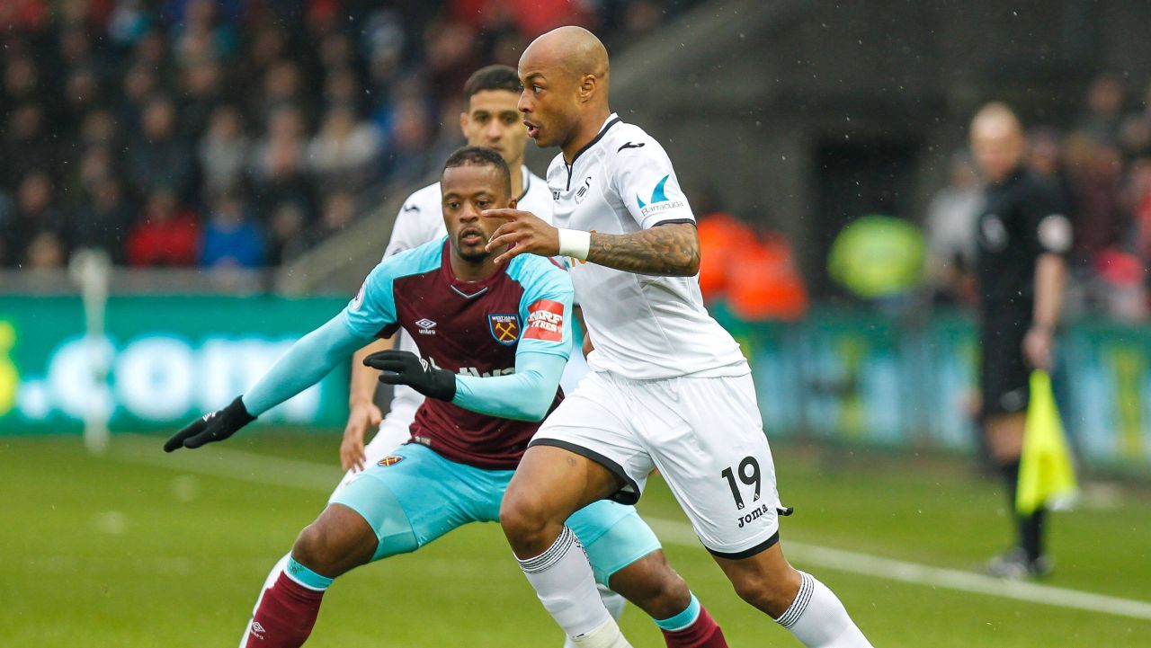 Andre Ayew a semnat cu o echipă din Liga 1 după cariera în străinătate