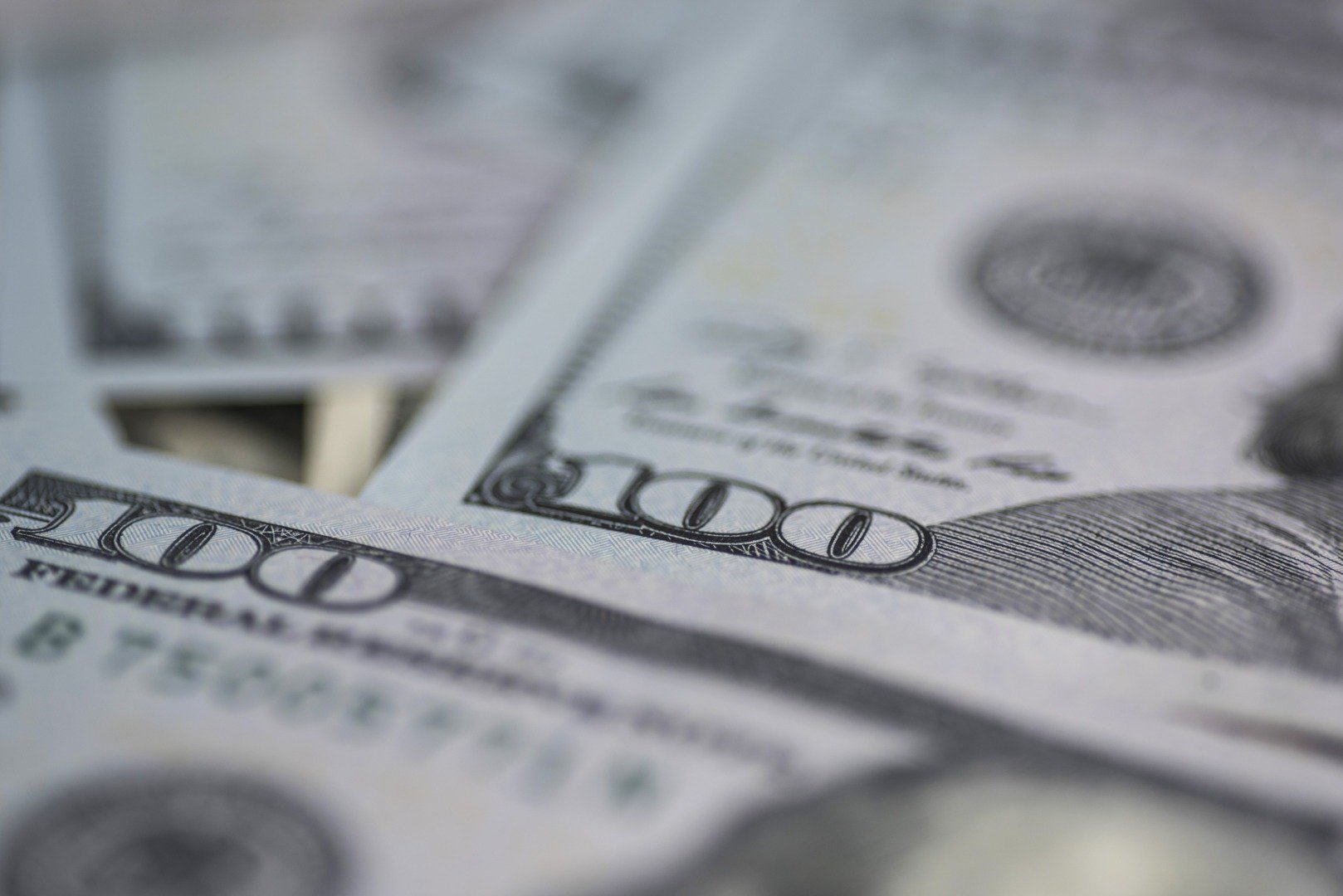 Trump amenință Canada cu taxe de 100% pentru un acord cu China